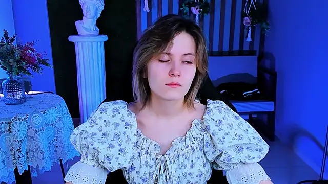 Snapshot of LolaAsmus chatting on 01-23-25, 05:13 LolaAsmus online show from 01-23-25, 05:13