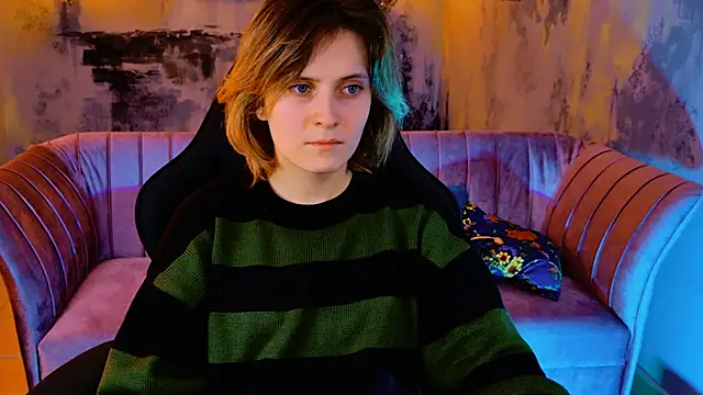 Snapshot of LolaAsmus chatting on 01-29-25, 02:32 LolaAsmus online show from 01-29-25, 02:32