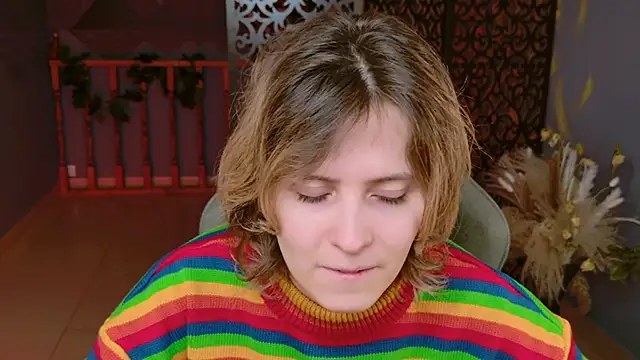 Snapshot of LolaAsmus chatting on 02-08-25, 01:11 LolaAsmus online show from 02-08-25, 01:11