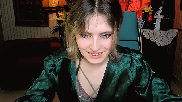 Snapshot of LolaAsmus chatting on 02-26-25, 04:14 LolaAsmus online show from 02-26-25, 04:14