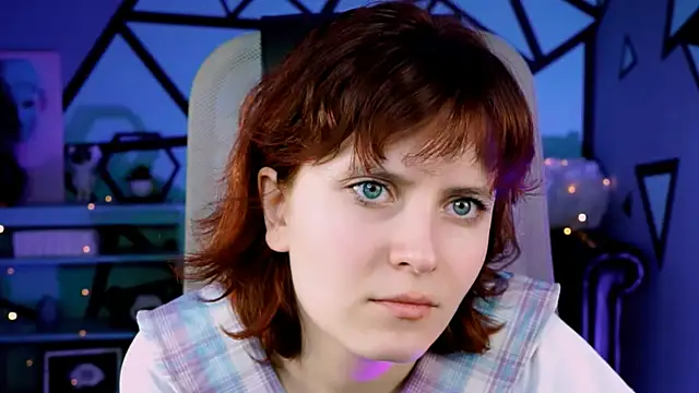 Snapshot of LolaAsmus chatting on 03-13-25, 08:15 LolaAsmus online show from 03-13-25, 08:15