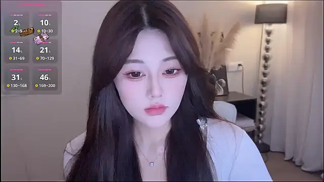 Strawberrybabyy1 online show from 12-01-25, 03:28