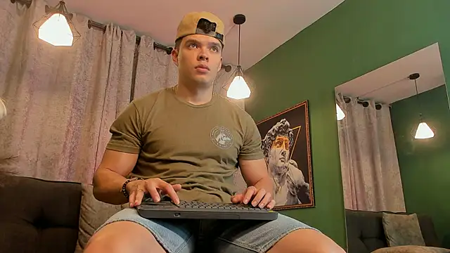 Snapshot of Jake_Tylerr_ chatting on 09-16-25, 05:25 Jake Tylerr  online show from 09-16-25, 05:25