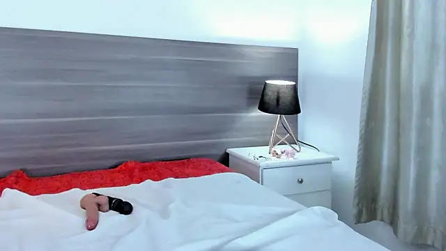 Vennus gir online show from 01-21-25, 11:45