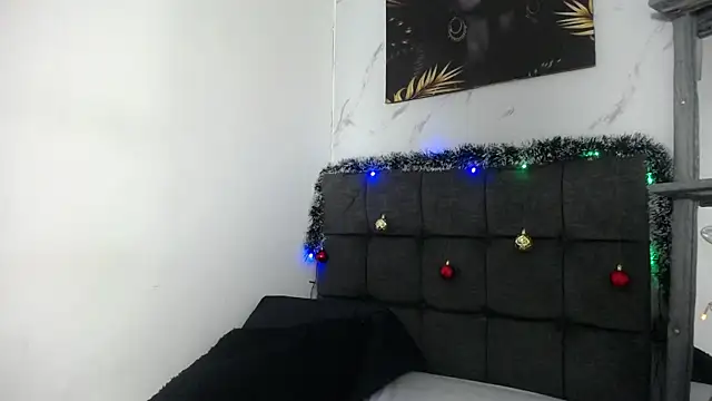 Snapshot of mikoto_urab chatting on 12-17-24, 07:15 mikoto urab online show from 12-17-24, 07:15