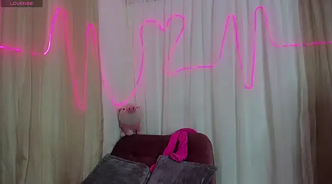 Snapshot of mikoto_urab chatting on 02-27-25, 11:48 mikoto urab online show from 02-27-25, 11:48