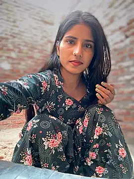 Snapshot of DiyAsingHh chatting on 02-07-25, 10:40 DiyAsingHh online show from 02-07-25, 10:40