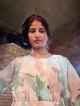 Snapshot of DiyAsingHh chatting on 03-15-25, 05:08 DiyAsingHh online show from 03-15-25, 05:08