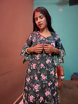 Snapshot of DiyAsingHh chatting on 03-22-25, 04:03 DiyAsingHh online show from 03-22-25, 04:03