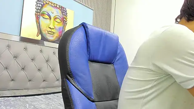 Snapshot of JackSwan18 chatting on 11-29-25, 08:34 JackSwan18 online show from 11-29-25, 08:34