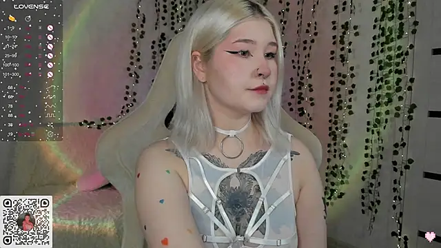 chillycharm online show from 01-23-25, 01:51