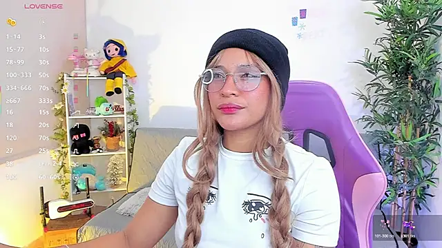 natty romanof 18 online show from 02-20-26, 12:38