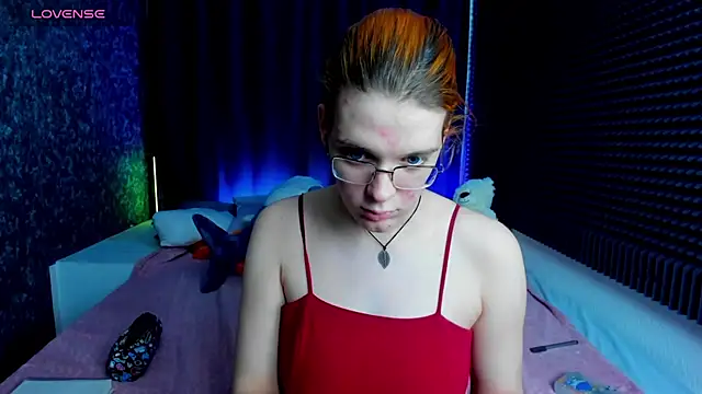 Snapshot of KIKI_Krash chatting on 01-11-25, 07:38 KIKI Krash online show from 01-11-25, 07:38