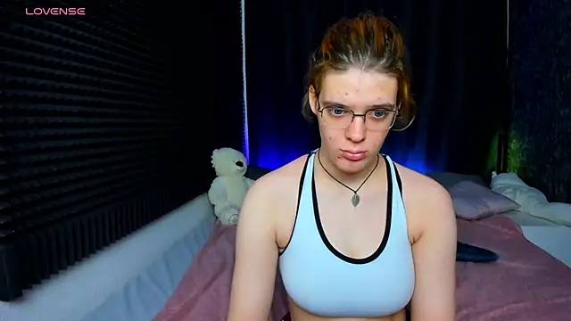 Snapshot of KIKI_Krash chatting on 01-20-25, 10:40 KIKI Krash online show from 01-20-25, 10:40