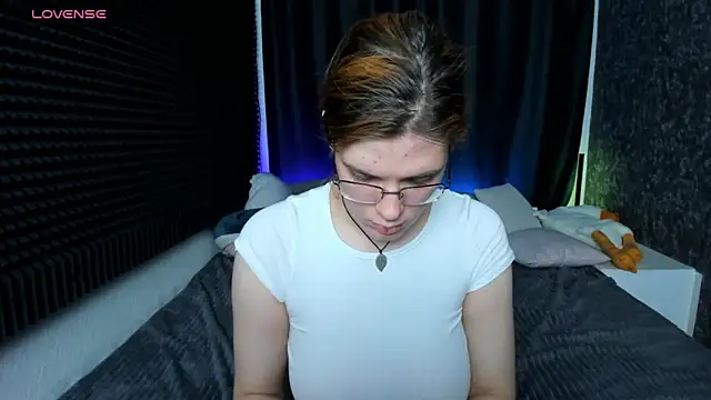 Snapshot of KIKI_Krash chatting on 01-24-25, 01:14 KIKI Krash online show from 01-24-25, 01:14