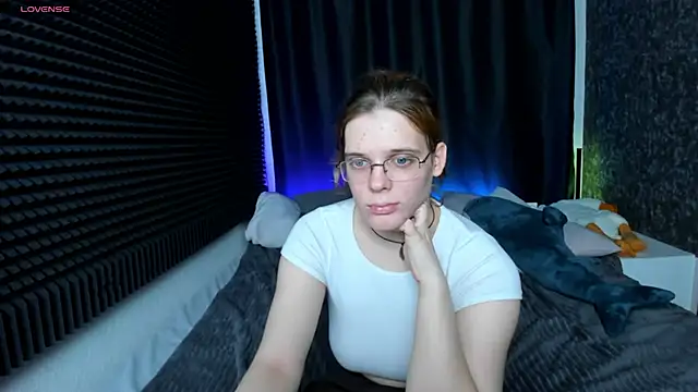 Snapshot of KIKI_Krash chatting on 01-26-25, 06:58 KIKI Krash online show from 01-26-25, 06:58