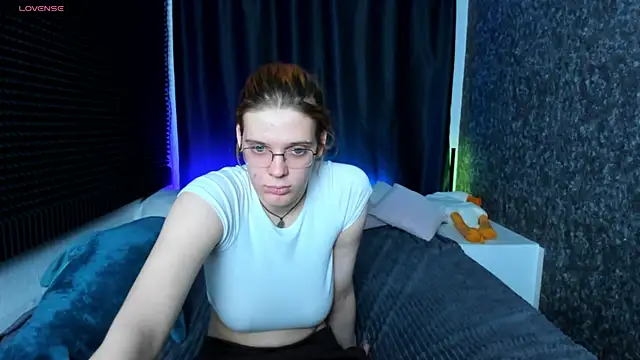 Snapshot of KIKI_Krash chatting on 01-28-25, 01:16 KIKI Krash online show from 01-28-25, 01:16