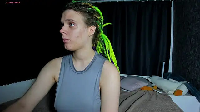 Snapshot of KIKI_Krash chatting on 10-16-25, 10:05 KIKI Krash online show from 10-16-25, 10:05