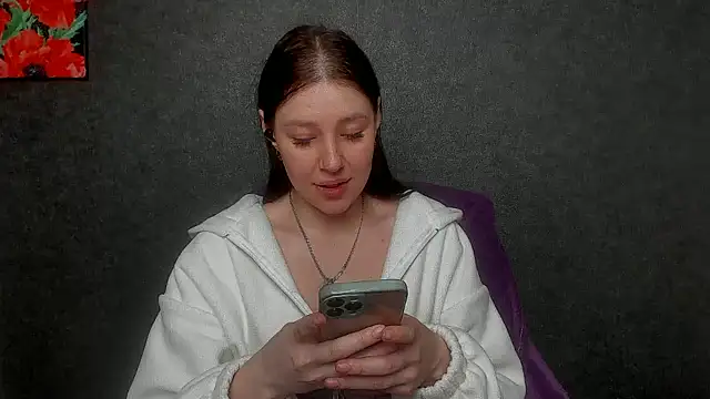 Snapshot of Sannyflover chatting on 01-15-25, 10:17 Sannyflover online show from 01-15-25, 10:17