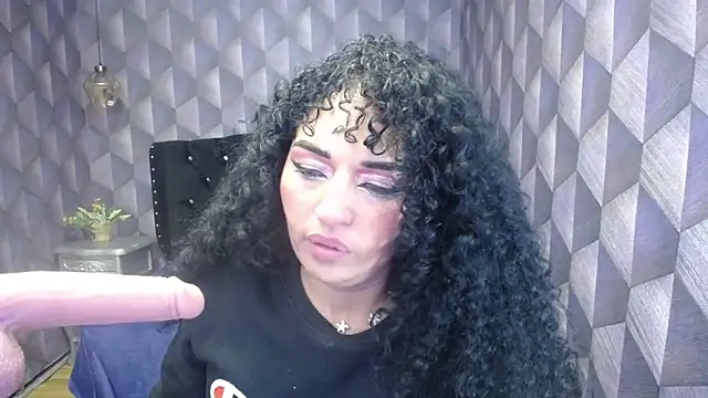 Sofiacowperx online show from 01-27-25, 11:11