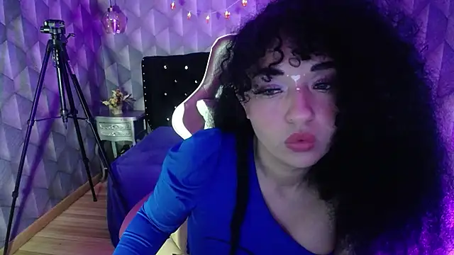 Sofiacowperx online show from 02-16-25, 08:54