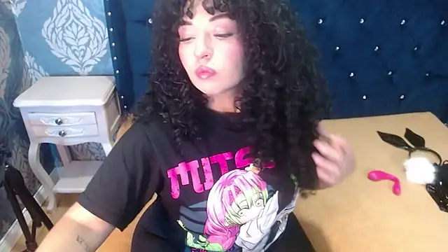 Sofiacowperx online show from 02-26-26, 01:10