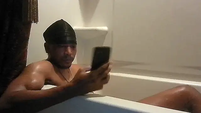 bigboytoy912 online show from 04-11-26, 11:31