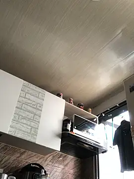 Abigail Cowen online show from 12-16-25, 03:39