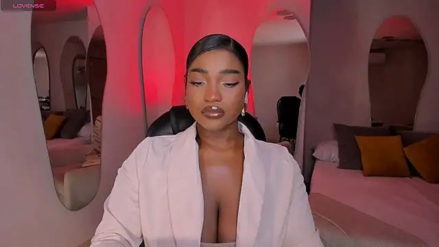 SavannahStorm online show from 04-10-26, 12:32