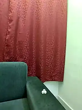 Snapshot of Cute_Kritika chatting on 10-28-25, 04:16 Cute Kritika online show from 10-28-25, 04:16