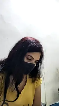 Snapshot of illay_love chatting on 02-18-25, 05:21 illay love online show from 02-18-25, 05:21
