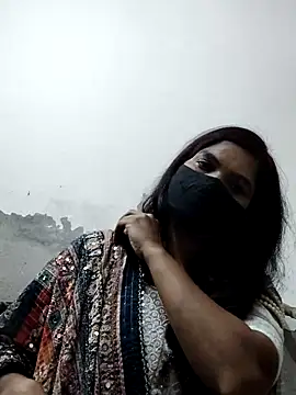 illay love online show from 10-20-25, 04:29