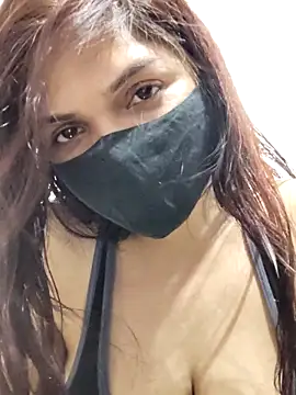 illay love online show from 04-14-26, 05:52