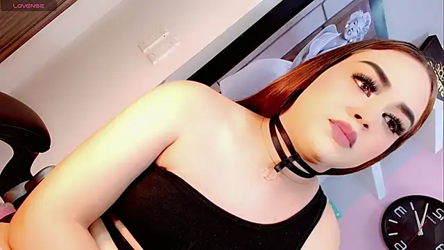 Snapshot of Sophia-Isabella chatting on 03-09-25, 11:03 Sophia-Isabella online show from 03-09-25, 11:03