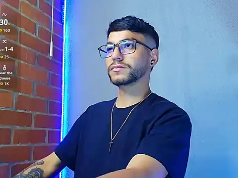 Leandro valenzuela online show from 10-29-25, 03:20