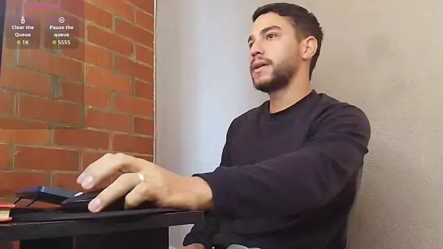 Leandro valenzuela online show from 05-12-26, 02:03