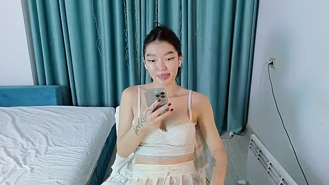 AudreyMell online show from 09-24-25, 03:15