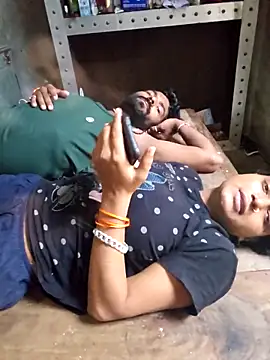 Snapshot of Karanshrimali chatting on 09-10-25, 08:03 Karanshrimali online show from 09-10-25, 08:03