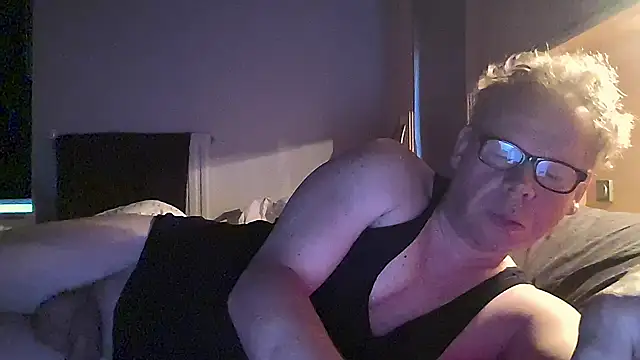 kinkyslet8 online show from 10-13-25, 06:57