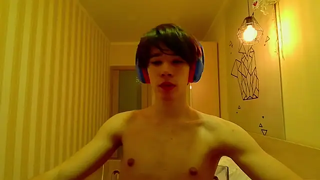 Snapshot of gayGamogey chatting on 01-16-25, 07:10 gayGamogey online show from 01-16-25, 07:10