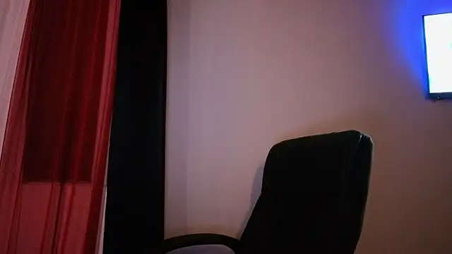 Charlee pink online show from 07-12-26, 03:30