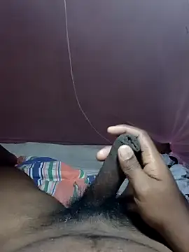 Snapshot of walkollanew99 chatting on 03-13-25, 05:00 walkollanew99 online show from 03-13-25, 05:00