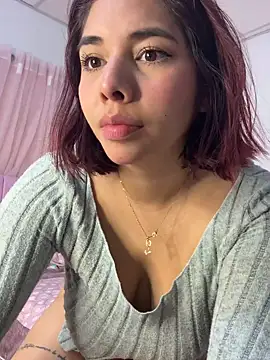 LucyMartelli online show from 09-12-25, 11:21