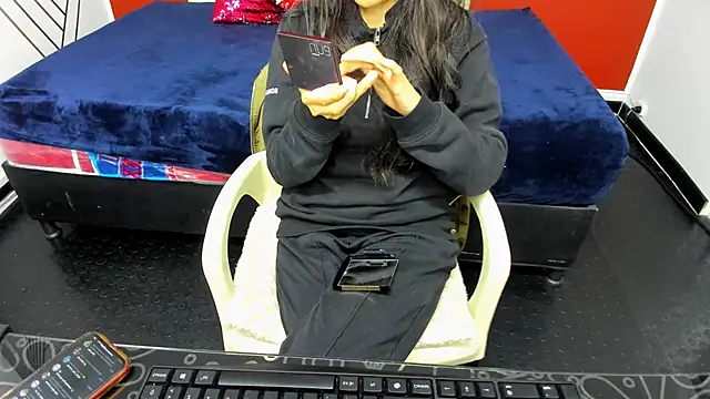 Snapshot of Abrillee1 chatting on 01-09-25, 07:29 Abrillee1 online show from 01-09-25, 07:29