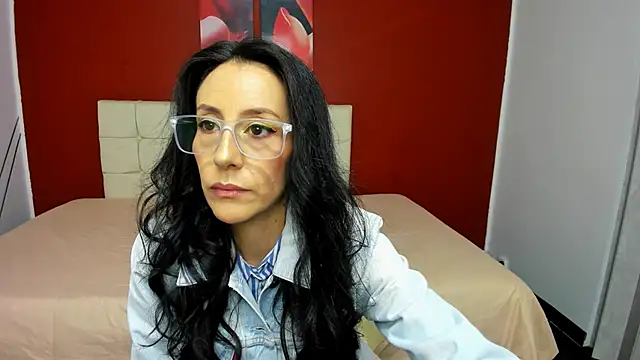 Snapshot of Abrillee1 chatting on 01-28-25, 07:32 Abrillee1 online show from 01-28-25, 07:32