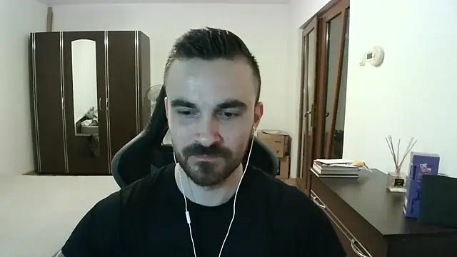 Snapshot of mu5clemania2 chatting on 04-28-26, 06:02 mu5clemania2 online show from 04-28-26, 06:02