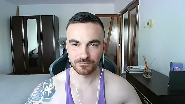 Snapshot of mu5clemania2 chatting on 05-23-26, 02:54 mu5clemania2 online show from 05-23-26, 02:54