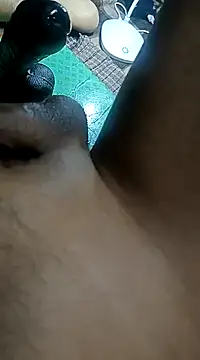 AssamSilchar93 online show from 01-06-25, 04:23