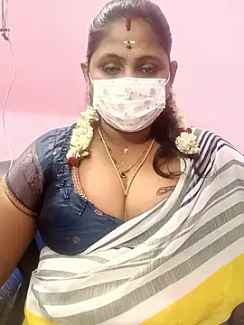 Snapshot of rithikka chatting on 11-25-25, 05:46 rithikka online show from 11-25-25, 05:46