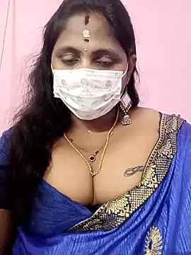 Snapshot of rithikka chatting on 12-18-25, 06:52 rithikka online show from 12-18-25, 06:52